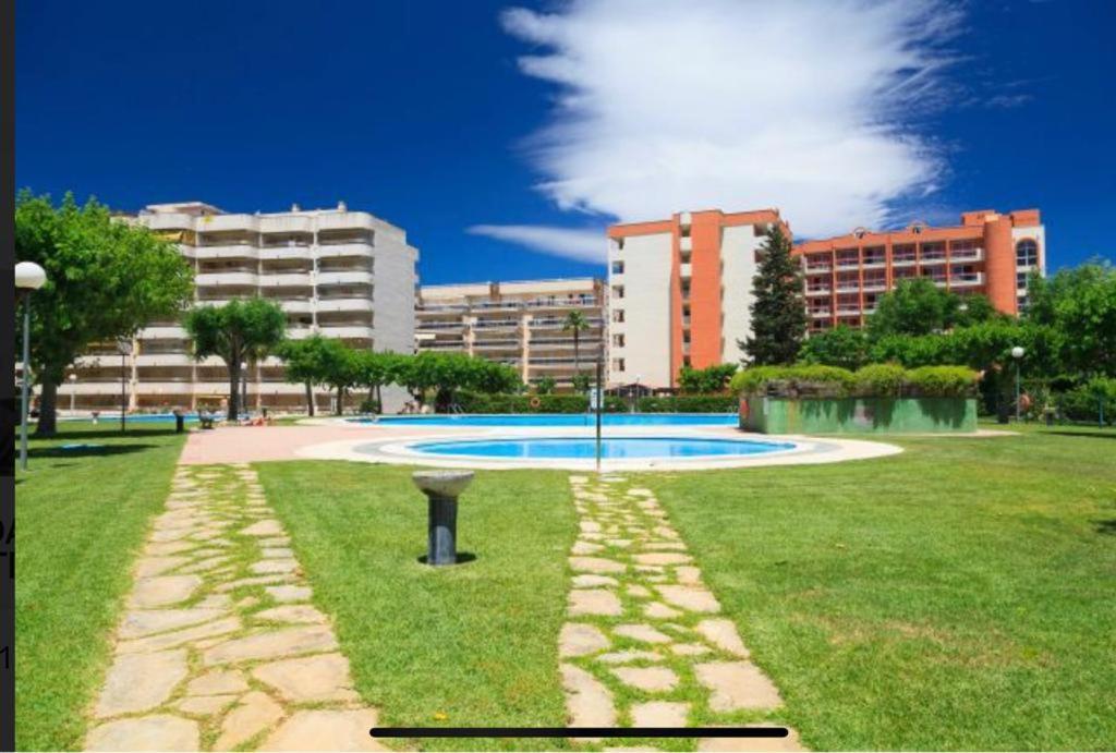 Danubio Port Aventura Apartment Salou Bagian luar foto